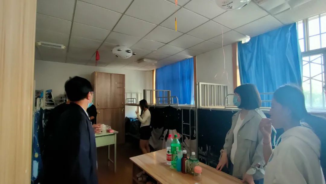 多举措做好校园安全稳定工作