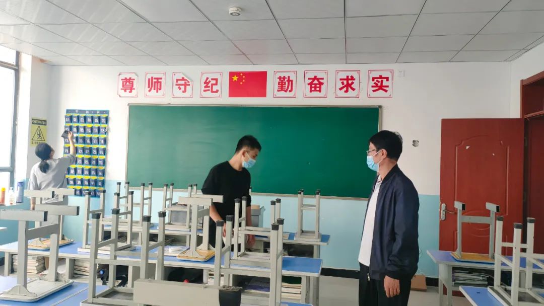 多举措做好校园安全稳定工作